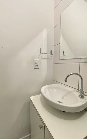 Apartamento para alugar com 43m², 2 quartos e sem vaga Apartamento para alugar com 43m², 2 quartos e sem vagaBanheiro