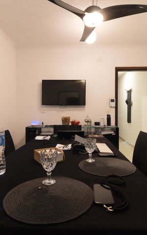 Casa à venda com 179m², 3 quartos e 2 vagas Casa à venda com 179m², 3 quartos e 2 vagasSala de Almoço