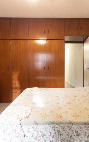 Casa à venda com 179m², 3 quartos e 2 vagas Casa à venda com 179m², 3 quartos e 2 vagasQuarto 2