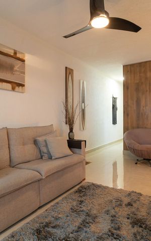Casa à venda com 179m², 3 quartos e 2 vagas Casa à venda com 179m², 3 quartos e 2 vagasSala