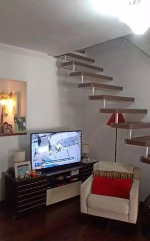 Casa de condomínio para alugar com 340m², 3 quartos e 4 vagas Casa de condomínio para alugar com 340m², 3 quartos e 4 vagasSala