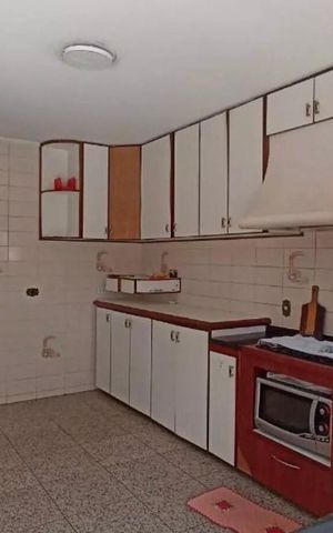 Casa de condomínio para alugar com 340m², 3 quartos e 4 vagas Casa de condomínio para alugar com 340m², 3 quartos e 4 vagasCozinha