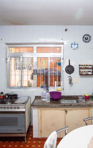 Casa à venda com 121m², 3 quartos e 2 vagasCozinha