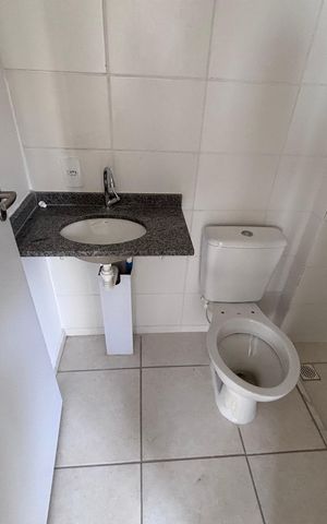 Apartamento à venda com 52m², 2 quartos e 1 vaga Apartamento à venda com 52m², 2 quartos e 1 vagaBanheiro social