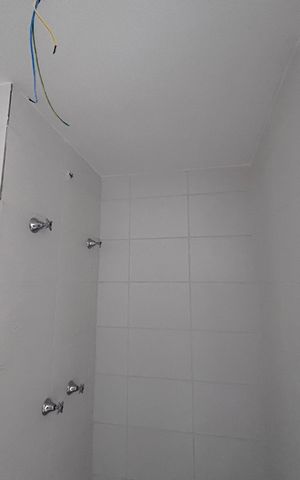 Apartamento à venda com 52m², 2 quartos e 1 vaga Apartamento à venda com 52m², 2 quartos e 1 vagaBanheiro da Suíte