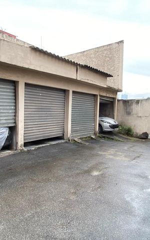Apartamento à venda com 45m², 2 quartos e 1 vaga Apartamento à venda com 45m², 2 quartos e 1 vagaPlaca