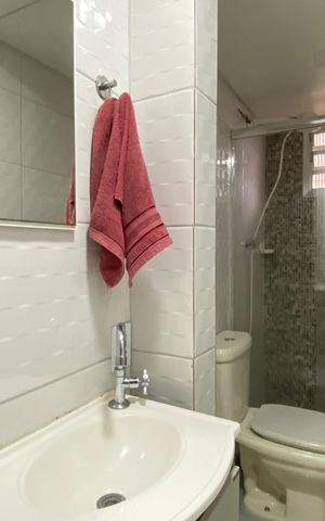 Apartamento à venda com 45m², 2 quartos e 1 vaga Apartamento à venda com 45m², 2 quartos e 1 vagaBanheiro