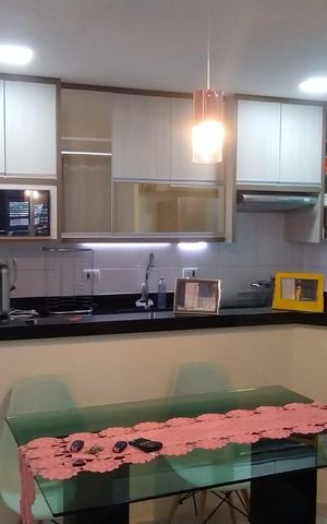 Casa à venda com 220m², 5 quartos e 2 vagas Casa à venda com 220m², 5 quartos e 2 vagasCasa 1 - Cozinha