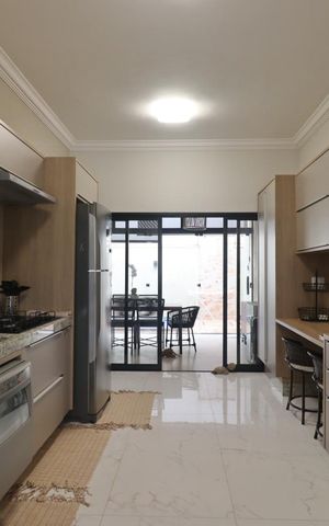 Casa de condomínio para alugar com 160m², 3 quartos e 4 vagasÁrea comum - Churrasqueira