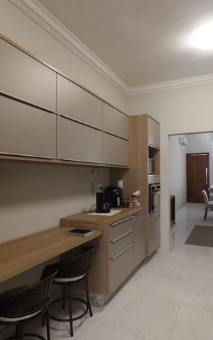 Casa de condomínio para alugar com 160m², 3 quartos e 4 vagasCozinha
