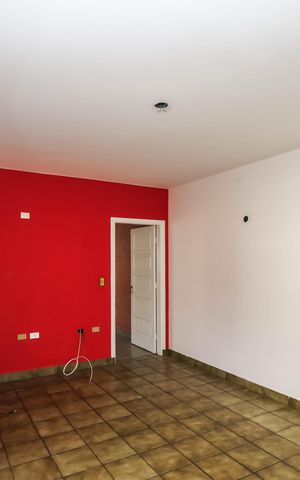 Casa para alugar com 250m², 4 quartos e 2 vagasSala