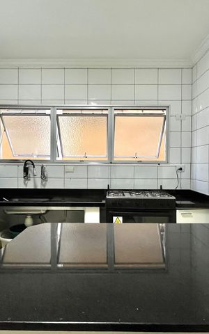 Apartamento à venda com 128m², 3 quartos e 1 vaga Apartamento à venda com 128m², 3 quartos e 1 vagaCozinha