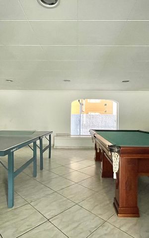 Apartamento à venda com 128m², 3 quartos e 1 vaga Apartamento à venda com 128m², 3 quartos e 1 vagaÁrea comum - Salão de Jogos