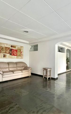 Apartamento à venda com 128m², 3 quartos e 1 vaga Apartamento à venda com 128m², 3 quartos e 1 vagaHall social