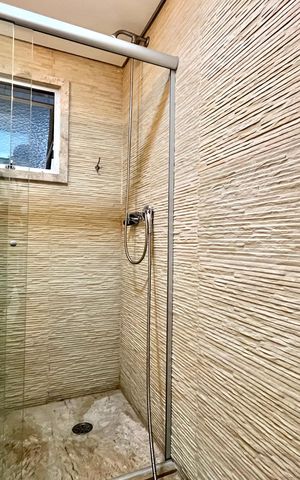 Apartamento à venda com 128m², 3 quartos e 1 vaga Apartamento à venda com 128m², 3 quartos e 1 vagaBanheiro 2