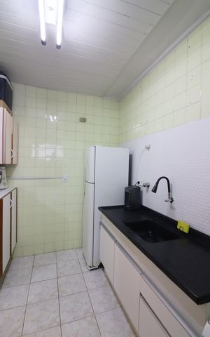 Apartamento à venda com 54m², 2 quartos e 1 vagaCozinha e Área de Serviço
