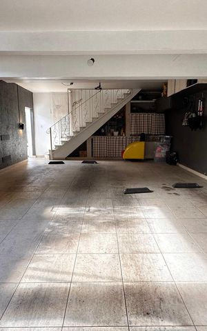 Casa à venda com 800m², 4 quartos e 7 vagas
