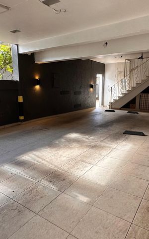 Casa à venda com 800m², 4 quartos e 7 vagas