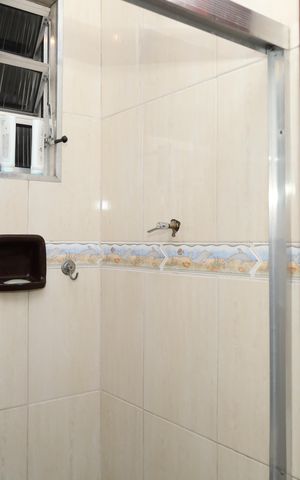 Casa à venda com 148m², 2 quartos e 2 vagasBanheiro 2