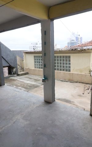 Casa à venda com 170m², 3 quartos e 1 vagaÁrea de Serviço