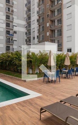 Apartamento para alugar com 37m², 2 quartos e sem vaga Apartamento para alugar com 37m², 2 quartos e sem vagaÁrea comum - Piscina
