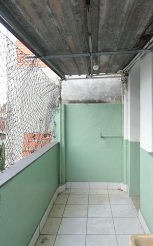 Casa à venda com 114m², 2 quartos e 1 vaga Casa à venda com 114m², 2 quartos e 1 vagaSacada
