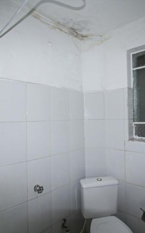 Casa à venda com 114m², 2 quartos e 1 vaga Casa à venda com 114m², 2 quartos e 1 vagaBanheiro