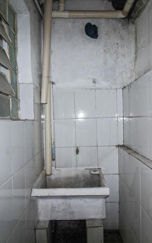Casa à venda com 114m², 2 quartos e 1 vaga Casa à venda com 114m², 2 quartos e 1 vagaÁrea de Serviço