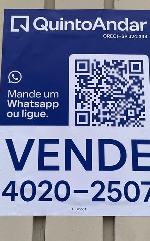 Casa à venda com 201m², 6 quartos e 2 vagas Casa à venda com 201m², 6 quartos e 2 vagasPlaca