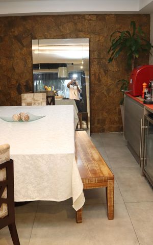 Casa de condomínio para alugar com 525m², 3 quartos e 6 vagascozinha bar