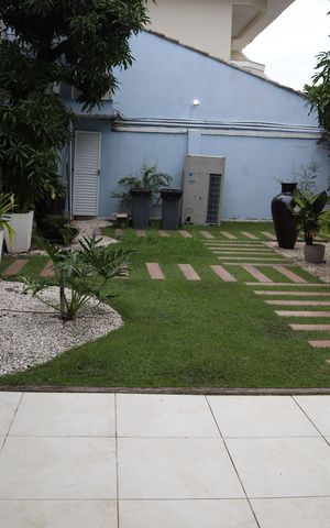 Casa de condomínio para alugar com 525m², 3 quartos e 6 vagasquintal