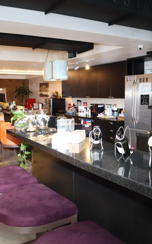 Casa de condomínio para alugar com 525m², 3 quartos e 6 vagasBAR