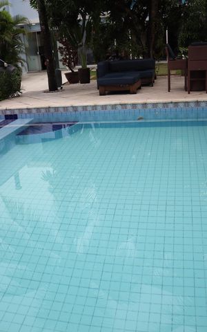 Casa de condomínio para alugar com 525m², 3 quartos e 6 vagaspiscina