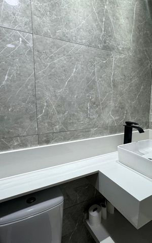 Apartamento à venda com 45m², 2 quartos e sem vaga Apartamento à venda com 45m², 2 quartos e sem vagaBanheiro