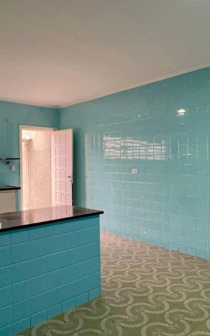 Casa para alugar com 300m², 3 quartos e 6 vagasCozinha