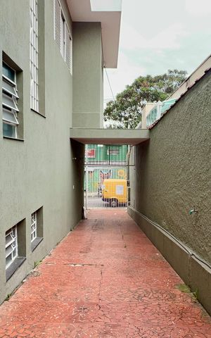 Casa para alugar com 300m², 3 quartos e 6 vagasGaragem