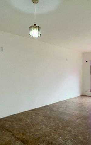 Casa para alugar com 300m², 3 quartos e 6 vagasSala