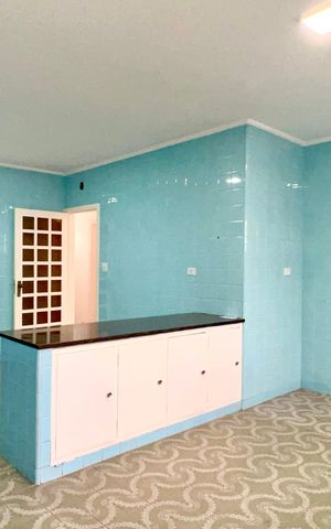 Casa para alugar com 300m², 3 quartos e 6 vagasCozinha