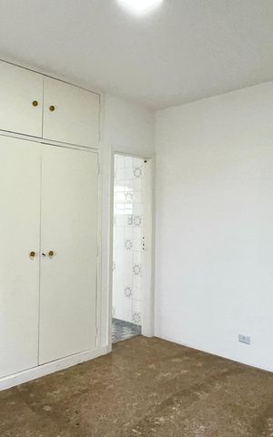 Casa para alugar com 300m², 3 quartos e 6 vagasSuite