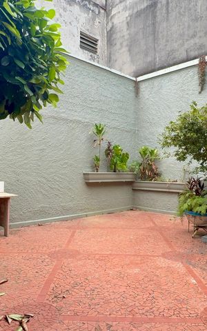 Casa para alugar com 300m², 3 quartos e 6 vagasQuintal