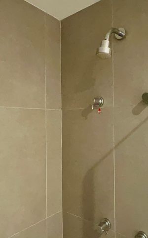 Studio para alugar com 20m², 1 quarto e sem vaga Studio para alugar com 20m², 1 quarto e sem vagaBanheiro