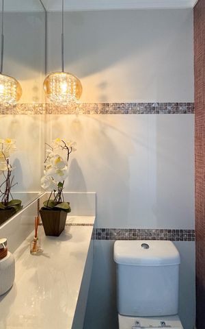 Apartamento à venda com 147m², 3 quartos e 2 vagas Apartamento à venda com 147m², 3 quartos e 2 vagasLavabo