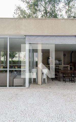 Apartamento à venda com 147m², 3 quartos e 2 vagas Apartamento à venda com 147m², 3 quartos e 2 vagasÁrea comum - Churrasqueira