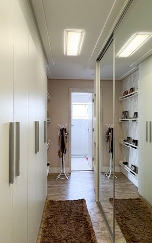 Apartamento à venda com 147m², 3 quartos e 2 vagas Apartamento à venda com 147m², 3 quartos e 2 vagasCloset - Suíte 3