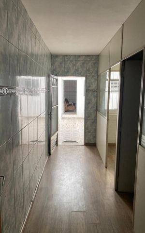 Casa para alugar com 150m², 3 quartos e 1 vaga Casa para alugar com 150m², 3 quartos e 1 vagaCorredor