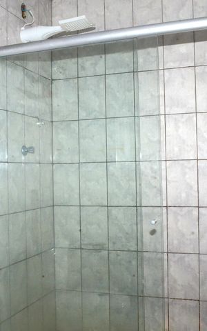 Casa para alugar com 160m², 4 quartos e 2 vagasBanheiro
