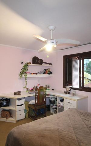 Casa à venda com 388m², 5 quartos e 3 vagasQuarto 2