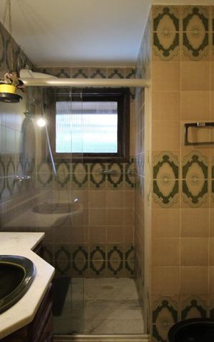 Casa à venda com 388m², 5 quartos e 3 vagasBanheiro 2