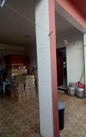 Casa à venda com 170m², 2 quartos e 2 vagas Casa à venda com 170m², 2 quartos e 2 vagasÁrea Externa