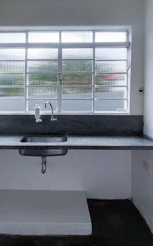 Casa à venda com 110m², 2 quartos e 1 vaga